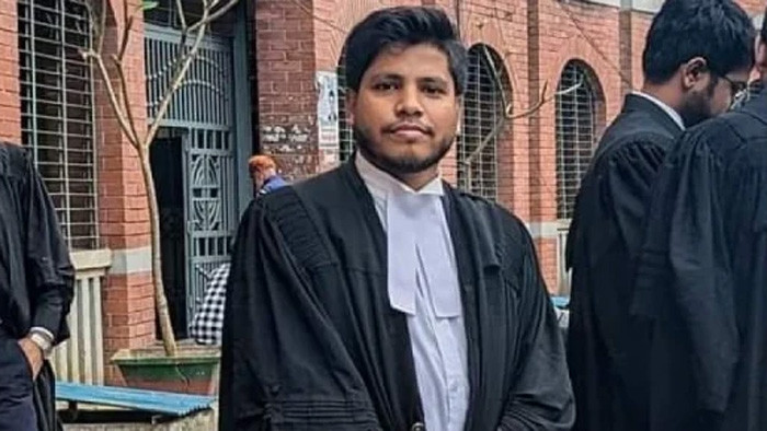 আইনজীবীকে কুপিয়ে হত্যা করল ইসকন সদস্যরা