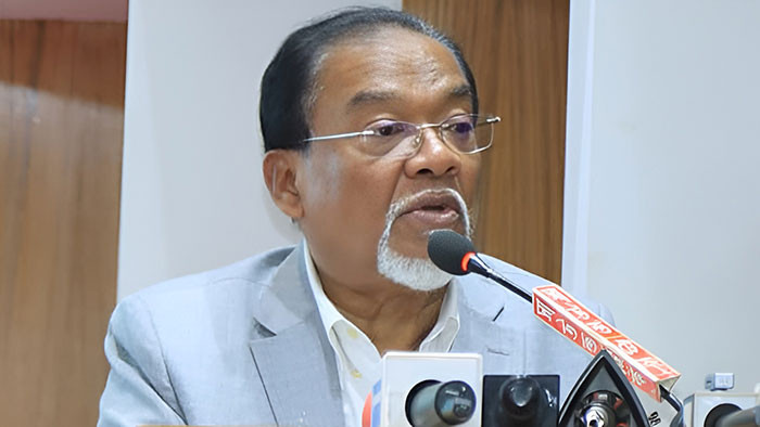 চাকরির পেছনে না ছুটে দক্ষ নাগরিক হওয়ার আহ্বান জনপ্রশাসন উপদেষ্টার