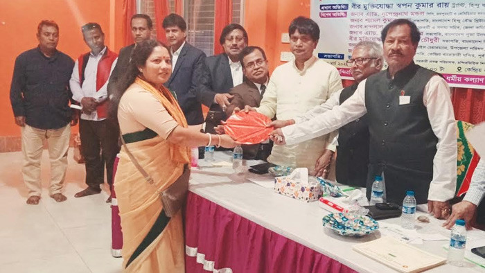 জয়পুরহাটে ৩ দিনব্যাপী বুনিয়াদী প্রশিক্ষণের সমাপনী ও পুরষ্কার বিতরণ অনুষ্ঠিত