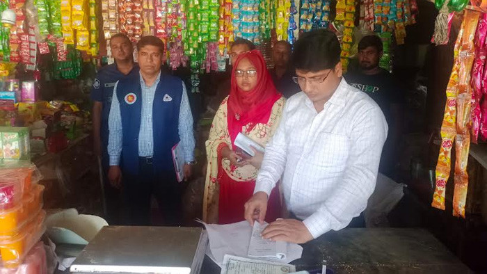 ক্ষেতলাল উপজেলায় বিএসটিআই’র মোবাইল কোর্ট, ১৫ হাজার টাকা জরিমানা