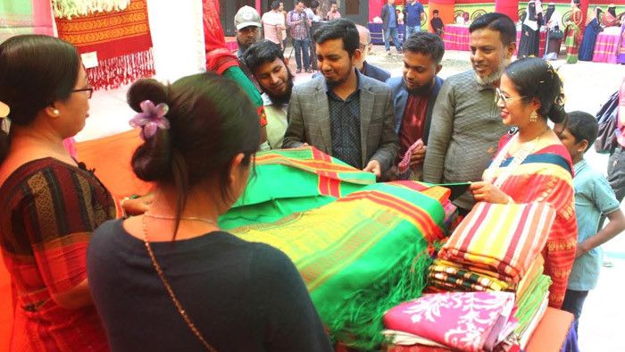 মাটিরাঙ্গায় নারী উদ্যোক্তাদের নিয়ে পণ্য প্রদর্শনী মেলা শুরু