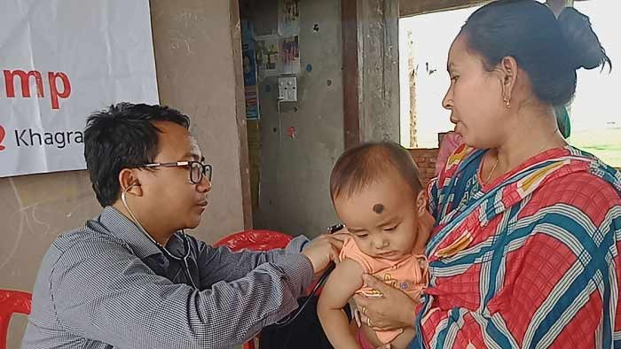 খাগড়াছড়িতে বিনামূল্যে মেডিকেল ক্যাম্প, চিকিৎসাসেবা পেলেন শতাধিক মানুষ