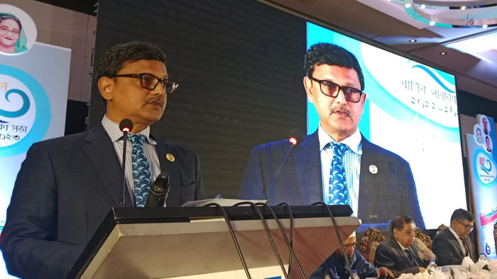 বিএসসির বহরে বিভিন্ন ক্যাটাগরির ২১টি জাহাজ যুক্ত হবে- নৌপ্রতিমন্ত্রী ও বিএসসির চেয়ারম্যান