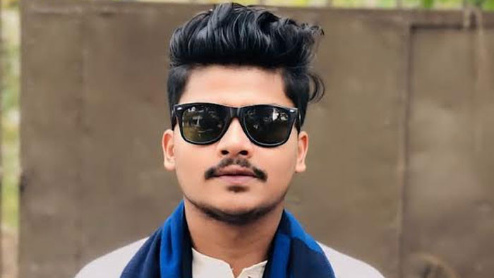 অধ্যক্ষ লাঞ্ছিত, আলোচনায় নিষিদ্ধ ছাত্রলীগ নেতা মামুন