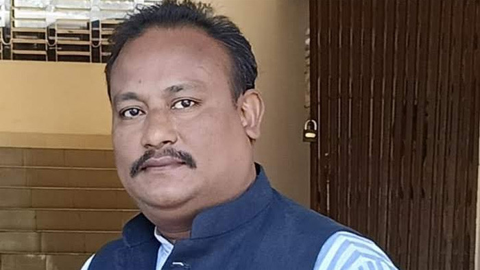 মৃত ব্যাক্তির নাম দিয়ে ভিজিএফের চাল আত্মসাত করতেন মিন্টু চেয়ারম্যান