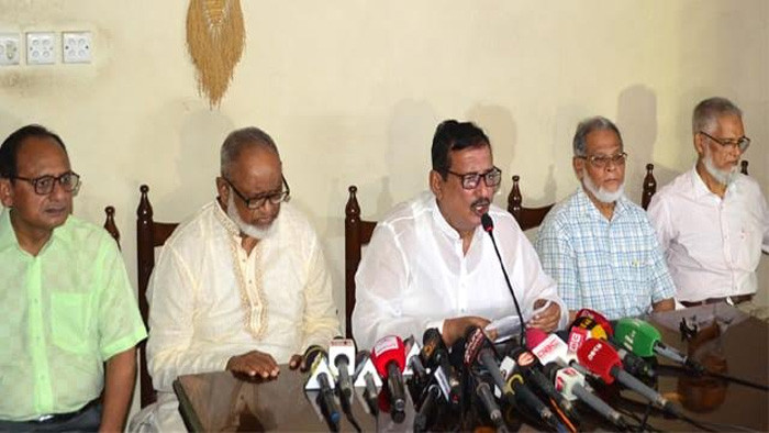 রাজশাহীতে ভূমি দখল-চাঁদাবাজিতে জড়িত হলে আইনে সোপর্দ করুন- মিনু
