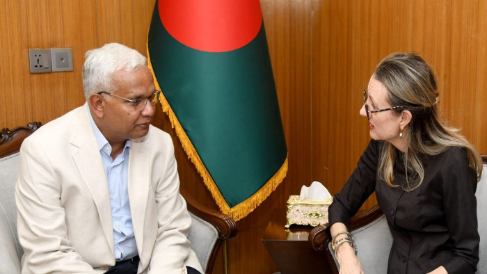 মহিলা ও শিশু বিষয়ক মন্ত্রীর সঙ্গে UNFPA প্রতিনিধির সৌজন্য সাক্ষাৎ মহিলা ও শিশু বিষয়ক মন্ত্রীর সঙ্গে UNFPA প্রতিনিধির সৌজন্য সাক্ষাৎ