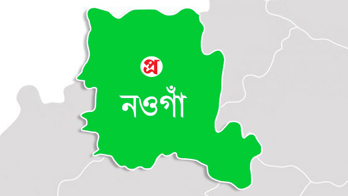 নওগাঁ নিয়ামতপুরে মেলার আড়ালে চলছে অশ্লীল নৃত্য