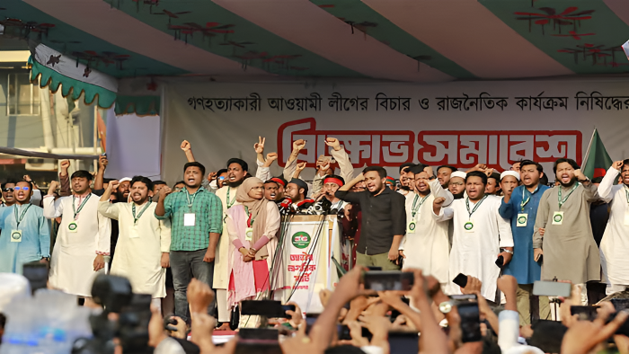 আওয়ামী লীগকে নিষিদ্ধ করার ব্যাপারে যা বললো এনসিপি নেতারা