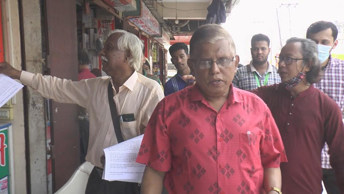 নোয়াখালীতে বিনোদন কেন্দ্রের দাবীতে লিফলেট বিতরণ