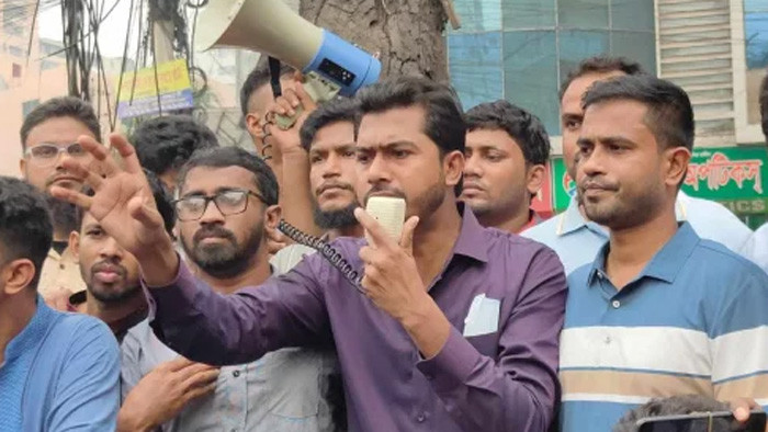 ৪৮ ঘণ্টা হরতালের ঘোষণা নূরের