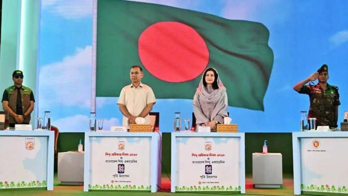 শিশু অধিকার দিবসের অনুষ্ঠানে প্রধানমন্ত্রী