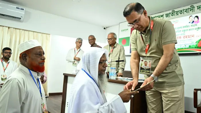 ৩৮টি ধর্মীয় প্রতিষ্ঠানে আর্থিক অনুদান বিতরণ প্রধানমন্ত্রীর