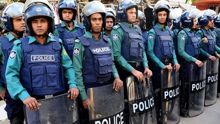 বিএনপির মহাসমাবেশ ঘিরে কঠোর অবস্থানে পুলিশ