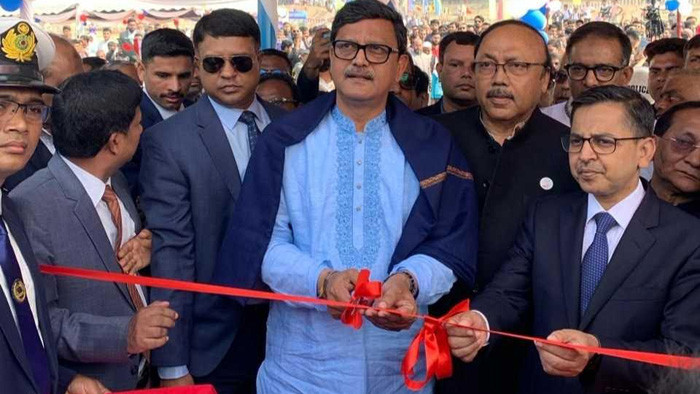 রাজশাহীতে নৌপথে পণ্যবাহী নৌযান চলাচলের শুভ উদ্বোধন