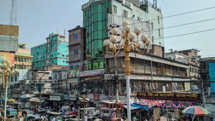 অগ্নি ঝুঁকিতে অনিরাপদ রাজশাহীর বহুতল ভবনগুলো