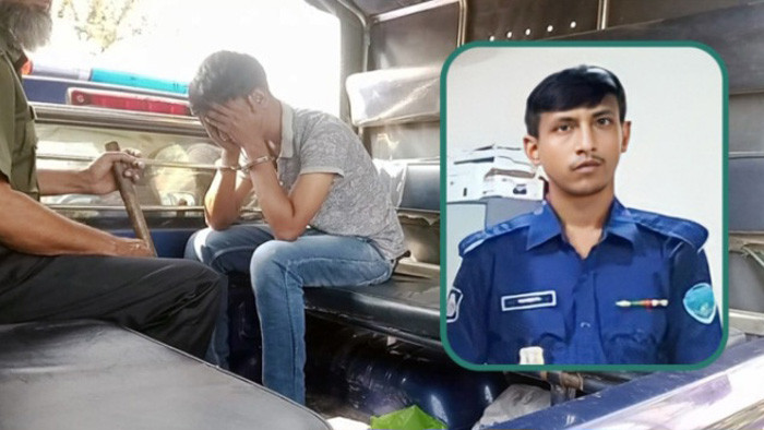 রামগড় থানার পুলিশ'র সদস্য জনতার হাতে ফেনসিডিলসহ আটক