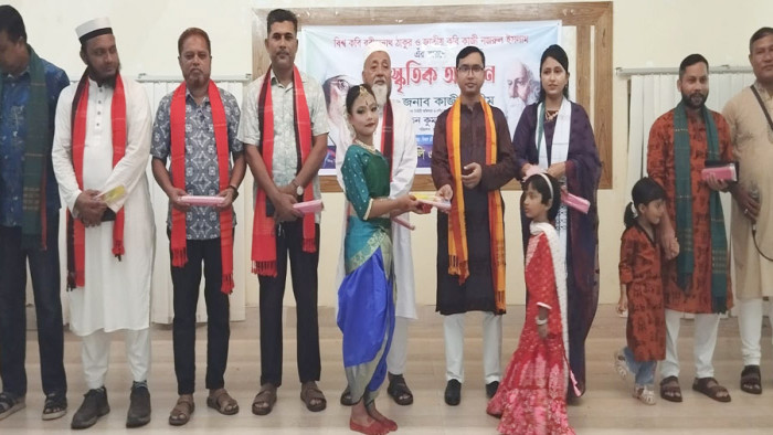 রামগড়ে রবীন্দ্র-নজরুল স্মরণে রংতুলি একাডেমির পুরষ্কার বিতরণ ও সাংস্কৃতিক অনুষ্ঠান