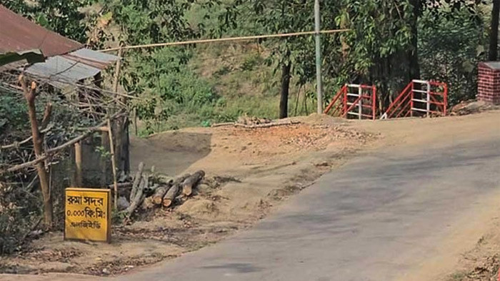 রুমা সীমান্ত এলাকায় গোলাগুলি, আতঙ্ক