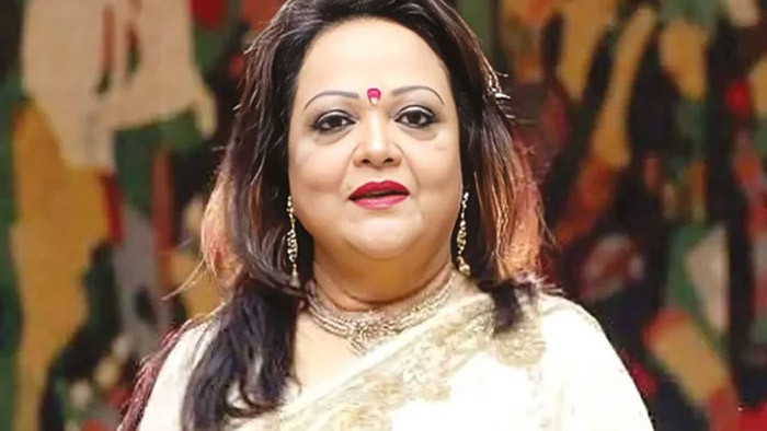 গান গাইতে গাইতেই হঠাৎ অসুস্থ সাবিনা ইয়াসমিন; নেয়া হয়েছে হাসপাতালে