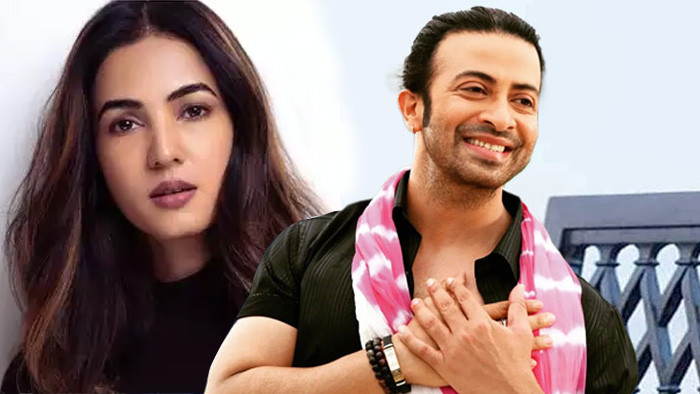 শাকিবের ছবিতে এবার বলিউডের নায়িকা সোনাল চৌহান
