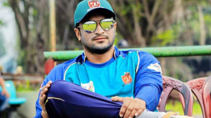 আবাহনীর বিপক্ষে মাঠে নামছেন সাকিব