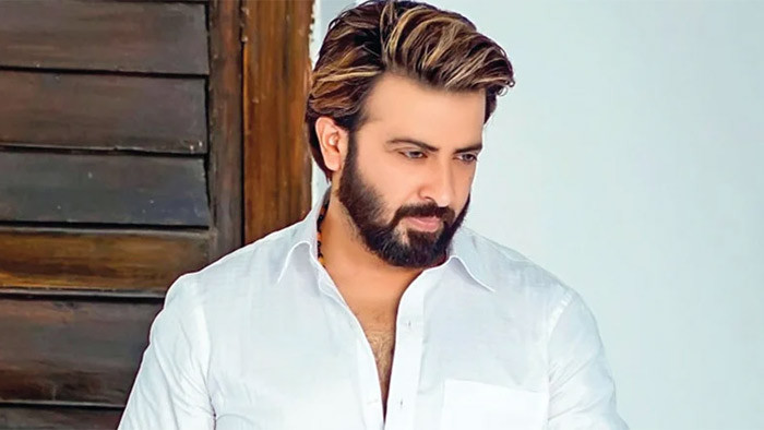দুই দিনেই সিনেপ্লেক্স থেকে নেমে গেল শাকিবের ঈদের সিনেমা