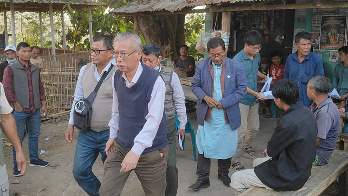 মাটিরাঙায় স্বতন্ত্র প্রার্থী সমীরণ দেওয়ানের নির্বাচনী প্রচারণা