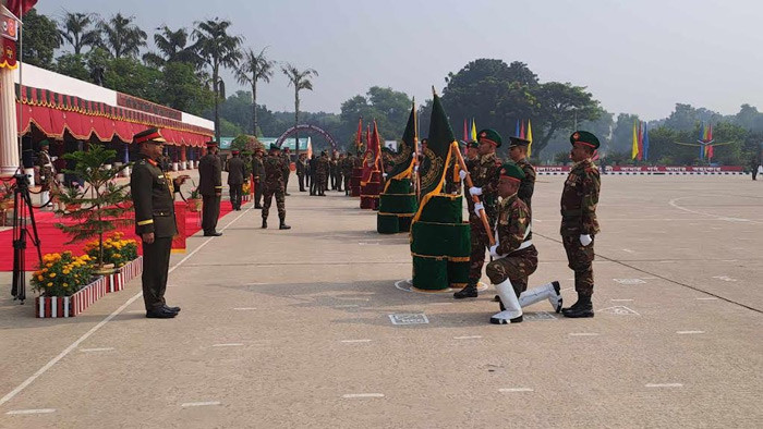একবিংশ শতাব্দীর চ্যালেঞ্জ মোকাবেলায় সেনাবাহিনীর সকলকে প্রস্তুত থাকতে হবে- সেনাবাহিনী প্রধান