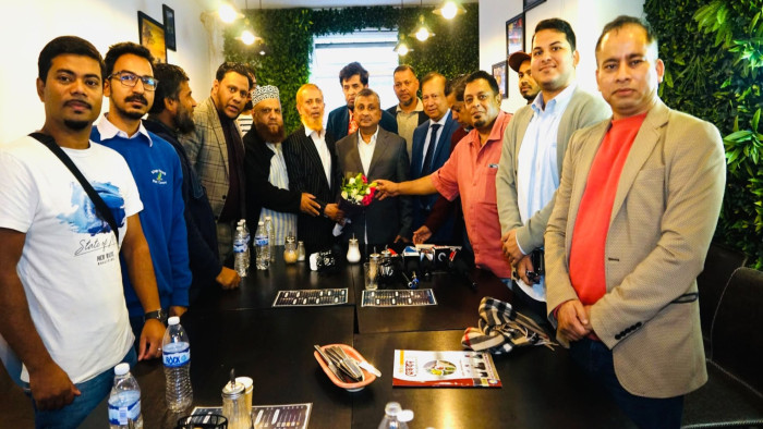 লন্ডনে সরোয়ার আলমগীরের সঙ্গে চট্টগ্রামবাসীর মতবিনিময়, প্রবাসীদের নিরাপত্তার দাবি