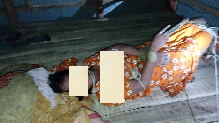 ৩ সন্তানের জননীকে মধ্যযুগীয় কায়দায় নির্যাতন