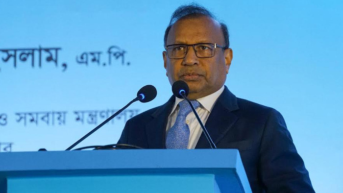ডেঙ্গু প্রতিরোধে পরিস্কার পরিচ্ছন্নতার উপর আরো জোর দিতে হবে- স্থানীয় সরকার মন্ত্রী