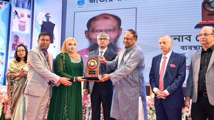 গার্মেন্টসের উপর নির্ভরশীল না হয়ে পণ্যের বহুমুখীকরণ করতে হবে- বাণিজ্যমন্ত্রী
