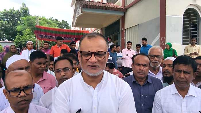 আগামী মাসে আলুর দাম বৃদ্ধির আভাস : বাণিজ্য উপদেষ্টা
