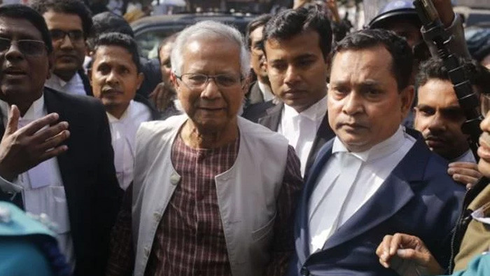 ড. ইউনূসের সাজা স্থগিতের বিরুদ্ধে হাইকোর্টে আবেদন
