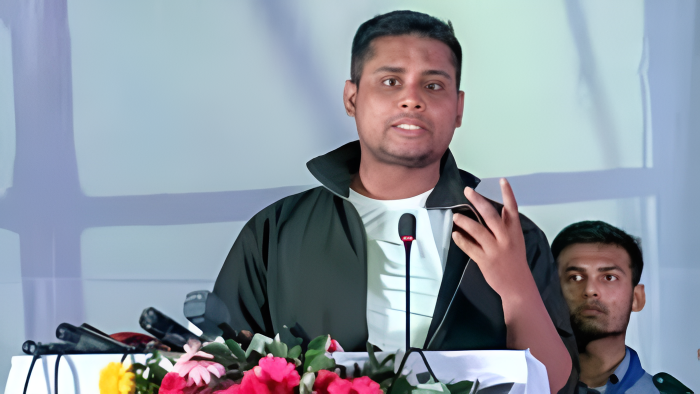 অন্তর্বর্তী সরকারের প্রথম এবং প্রধান সংস্কারের কথা জানালেন হাসনাত আব্দুল্লাহ