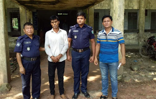 লামায় ইয়াবাসহ এক যুবক আটক 